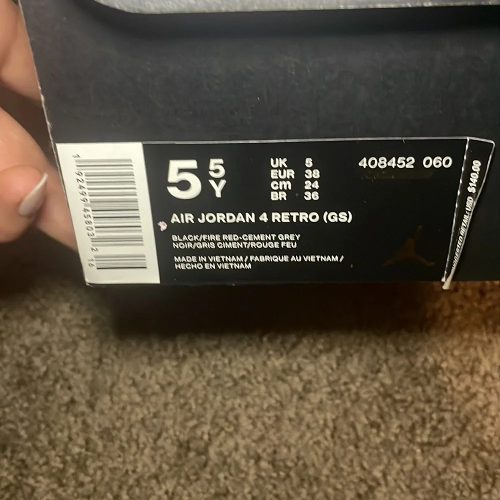 Air Jordan 4 Retro black/cement grey (2019)- GS 5.5